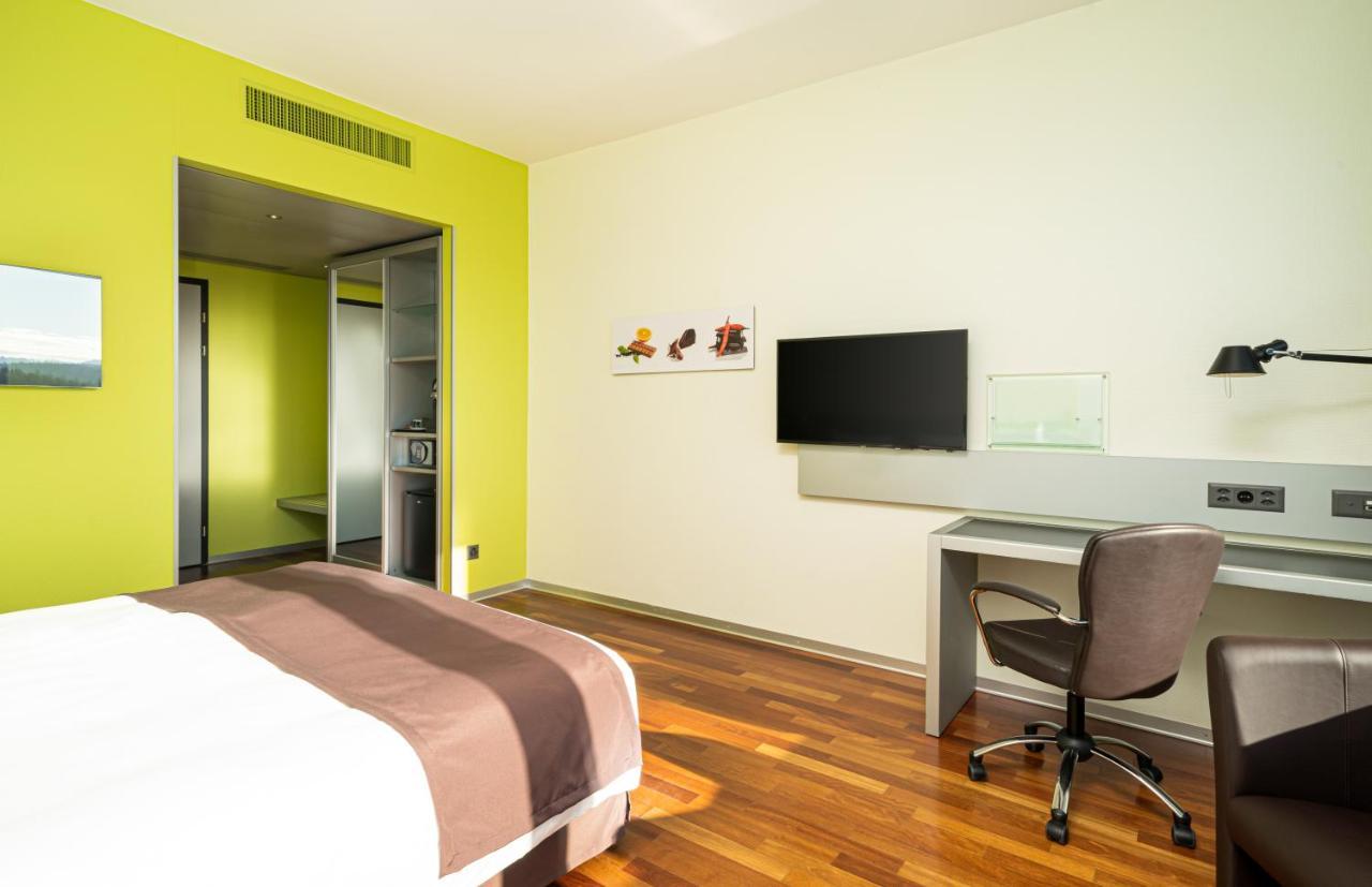 Holiday Inn Bern Westside By Ihg Экстерьер фото