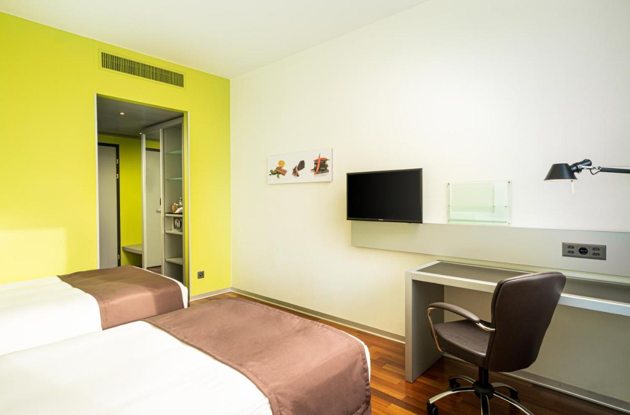 Holiday Inn Bern Westside By Ihg Экстерьер фото