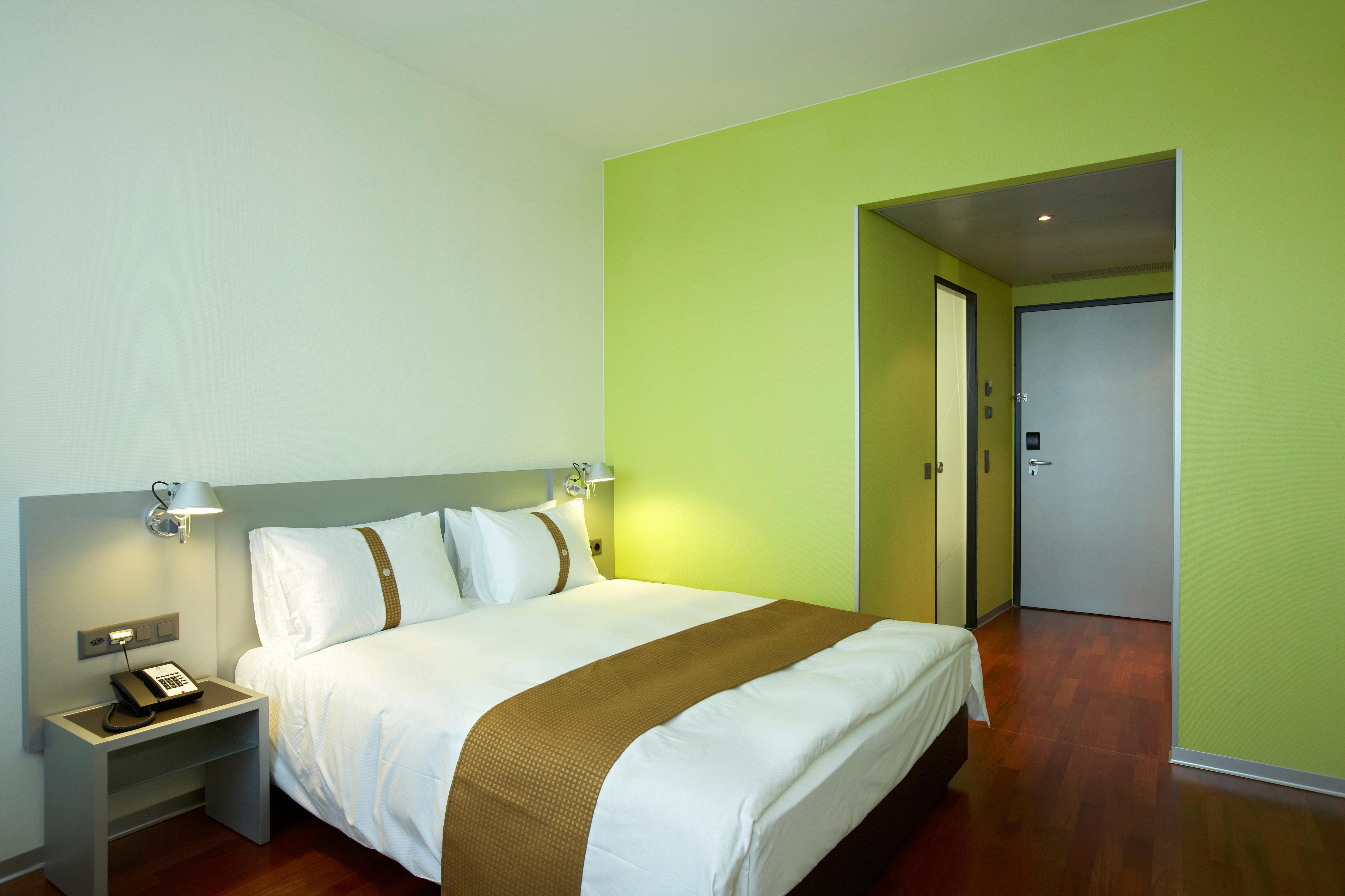 Holiday Inn Bern Westside By Ihg Экстерьер фото